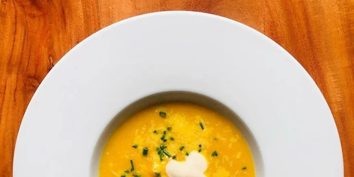 Pohoda u Klatov se snídaněmi, tříchodovou večeří a privátním wellness