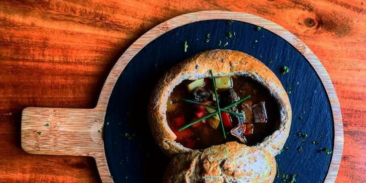 Pohoda u Klatov se snídaněmi, tříchodovou večeří a privátním wellness