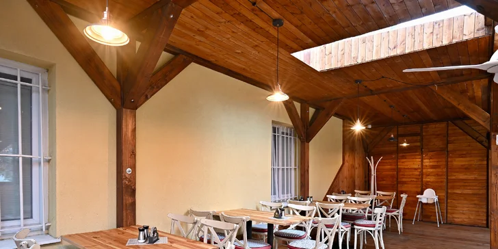 Dejte si do nosu poctivou masovou dobrotou: 300gramový tatarák s topinkami