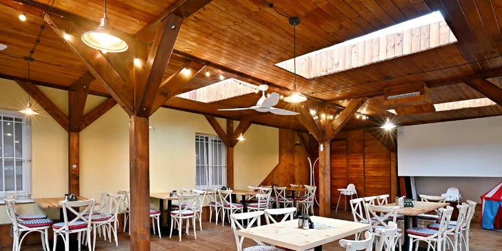 Dejte si do nosu poctivou masovou dobrotou: 300gramový tatarák s topinkami