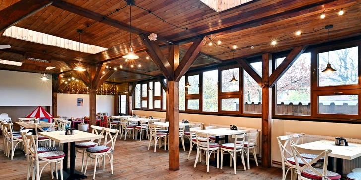 Dejte si do nosu poctivou masovou dobrotou: 300gramový tatarák s topinkami