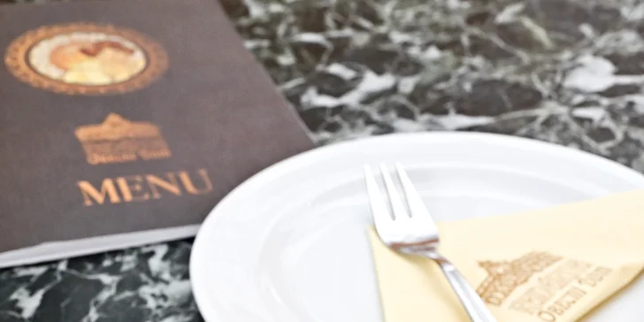 Káva a dort pro 2 osoby v nádherné secesní kavárně v Obecním domě