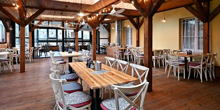 Dejte si do nosu poctivou masovou dobrotou: 300gramový tatarák s topinkami