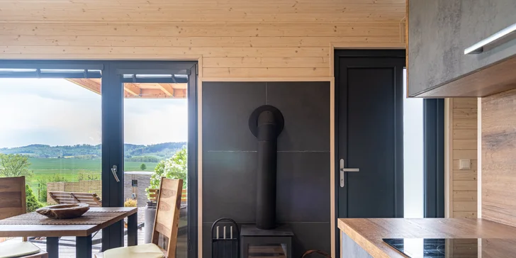 Chata v Českém ráji pro 2 osoby i relaxace v koupacím sudu a sauně