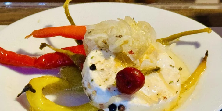 Otevřený voucher v hodnotě 300-500 Kč do Vinotéky za obecňákem ve Vranovicích