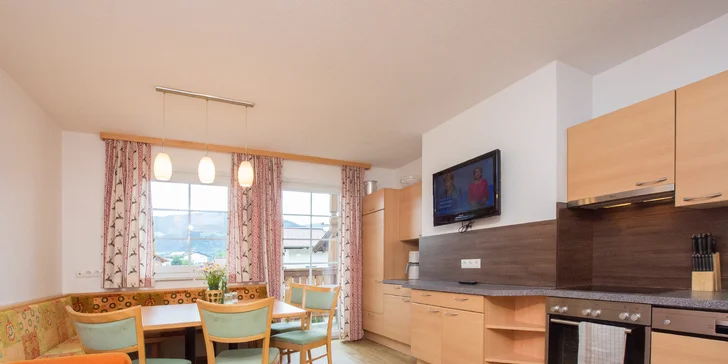 Alpské středisko Flachau: apartmány se vstupem do wellness, v létě karta výhod