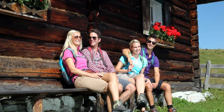 Alpské středisko Flachau: apartmány se vstupem do wellness, v létě karta výhod