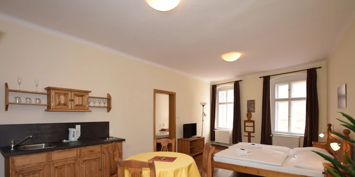 Romantika v Českém Krumlově: apartmá či pokoj u krumlovského zámku, vč. možnosti snídaně