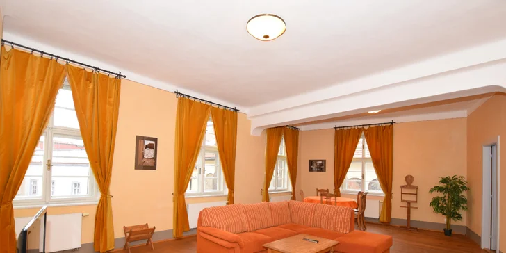 Romantika v Českém Krumlově: apartmá či pokoj u krumlovského zámku, vč. možnosti snídaně