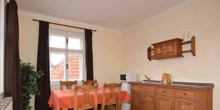 Romantika v Českém Krumlově: apartmá či pokoj u krumlovského zámku, vč. možnosti snídaně