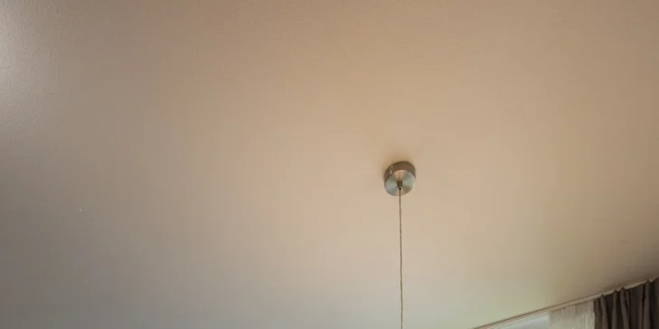 Apartmány v Dolním Smokovci se snídaní, sýrovým talířem a lahví vína