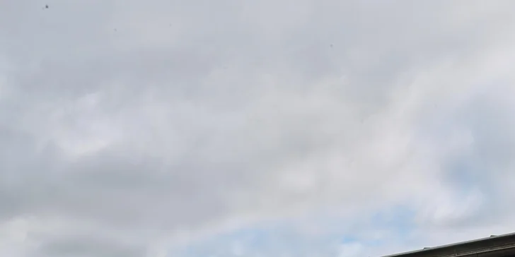 Aktivní pobyt v Jizerkách: hotel v Kořenově se snídaní a venkovním bazénem