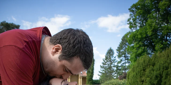 Profesionální rodinné či portrétní focení v přírodě či městě: 8 snímků