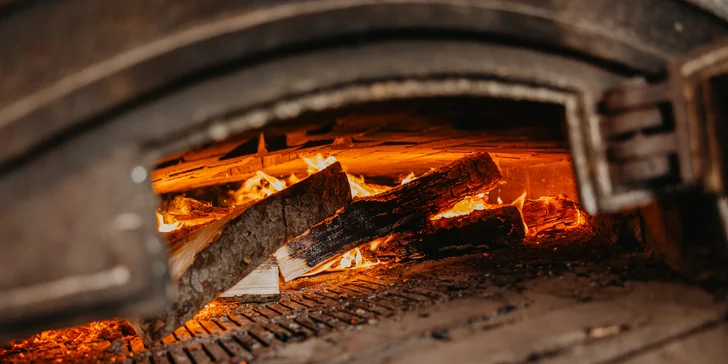 6hod. kurz pečení kvasového chleba od A do Z: hnětení, kynutí i vytopení tradiční pece