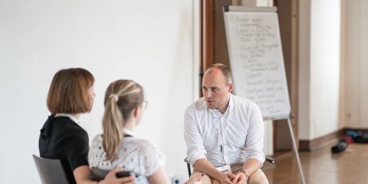 Ježíškova vnoučata: podpořte s námi organizace, které pečují o seniory a rozdávají jim radost