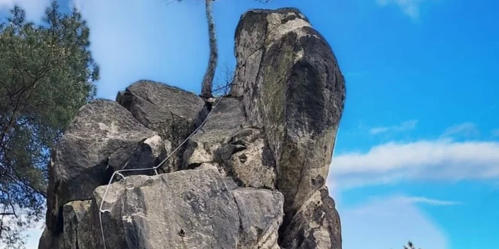 Via ferrata pro 1–3 osoby: lezení po zajištěných cestách Bezděčínských skal v Českém ráji