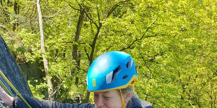 Kurz lezení na Budovských skalách u Svádova na znělci až pro 3 osoby