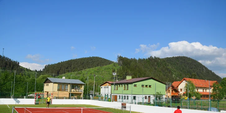 Pobyt v penzionu na Liptově: wellness, polopenze, tenis, squash i kola v ceně