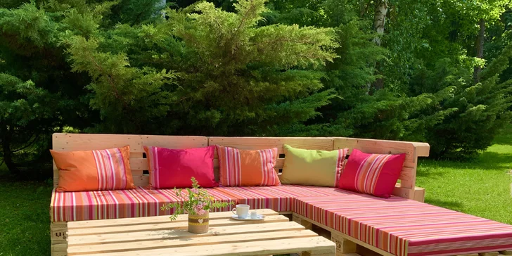 Pobyt u Bojnic plný aktivit: snídaně i polopenze, sportoviště a hry pro dospělé i děti