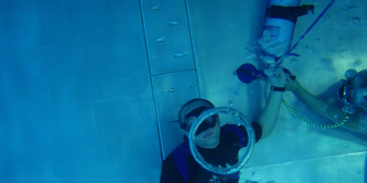 Zkušební ponor či komplexní potápěčský kurz s