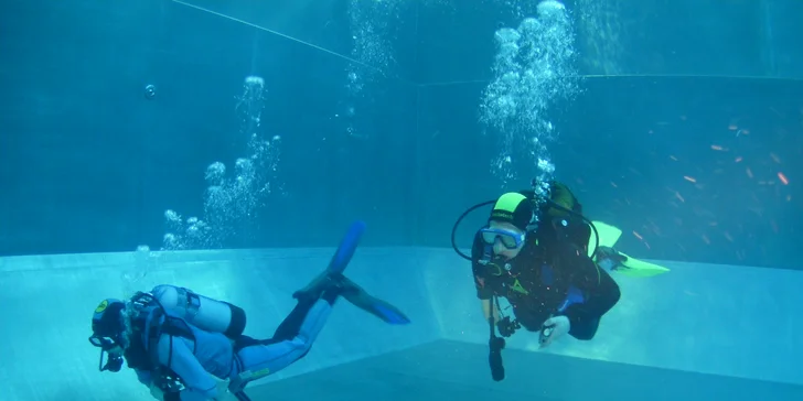 Zkušební ponor či komplexní potápěčský kurz s