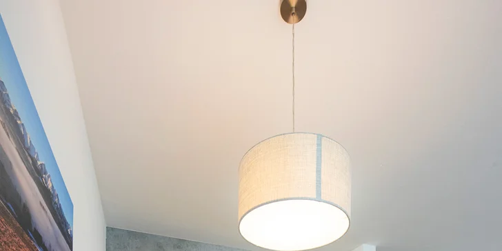 Apartmány v Dolním Smokovci se snídaní, sýrovým talířem a lahví vína