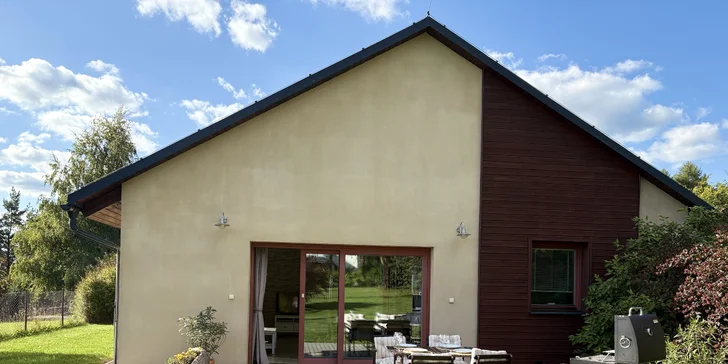 Dovolená v oblasti Tiských stěn: moderní prázdninový domek až pro 7 osob, možnost wellness