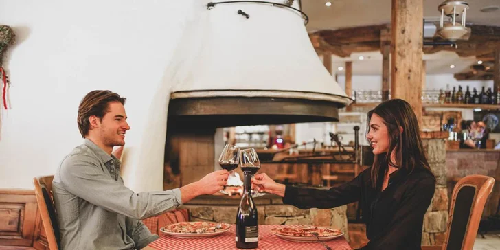 Zima v italských Alpách: hotel 30 m od skiareálu, polopenze i 6denní skipas