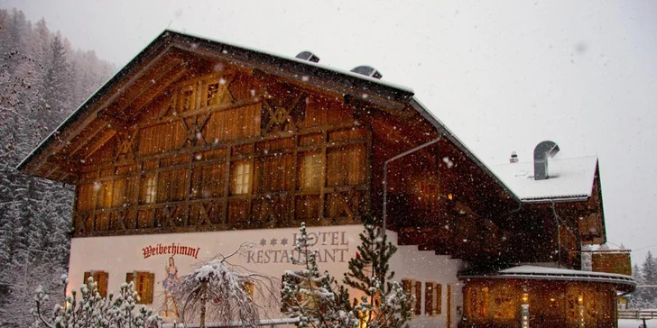 Zima v italských Alpách: hotel 30 m od skiareálu, polopenze i 6denní skipas