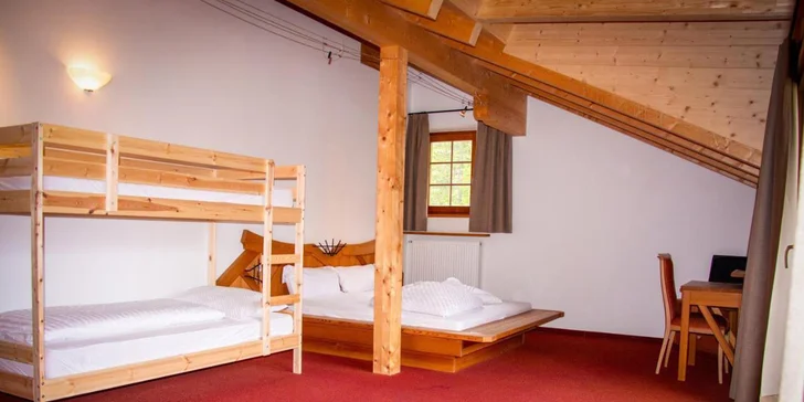 Zima v italských Alpách: hotel 30 m od skiareálu, polopenze i 6denní skipas