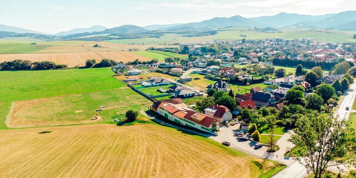 Výjimečný pobyt v penzionu nedaleko Martina s polopenzí a vstupem do wellness