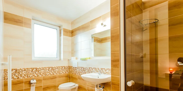 Výjimečný pobyt v penzionu nedaleko Martina s polopenzí a vstupem do wellness