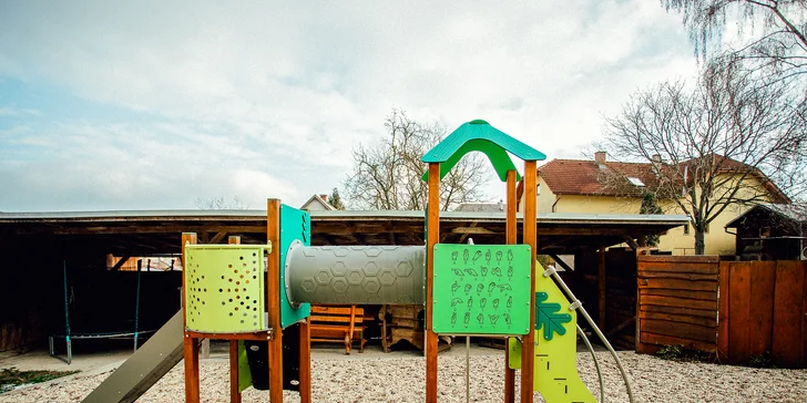 Výjimečný pobyt v penzionu nedaleko Martina s polopenzí a vstupem do wellness