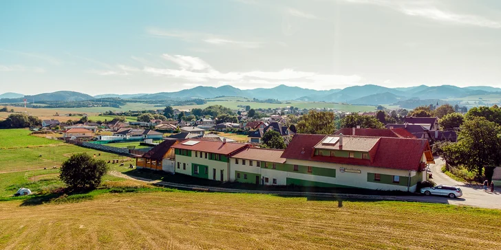 Výjimečný pobyt v penzionu nedaleko Martina s polopenzí a vstupem do wellness