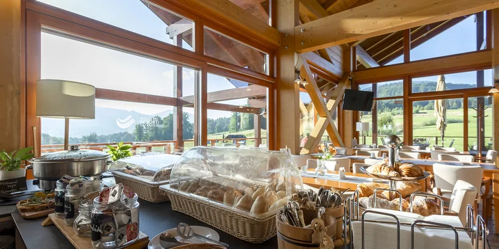 Relaxační pobyt v Beskydech pro dva: snídaně, wellness i masáž