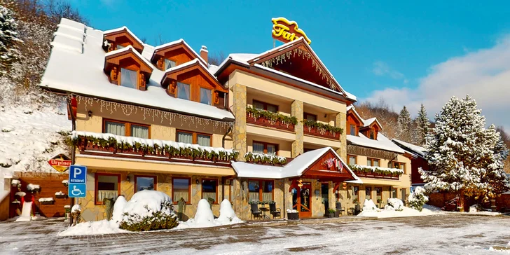 Rodinný hotel v Malé Fatře až pro 4 osoby: bufetové snídaně a sauna