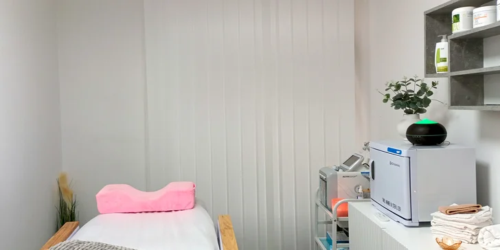 Antipigmentační ošetření, mikrojehličkování, čištění i neinvazivní facelift, 60–90 minut