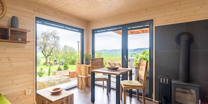 Chata v Českém ráji pro 2 osoby i relaxace v koupacím sudu a sauně