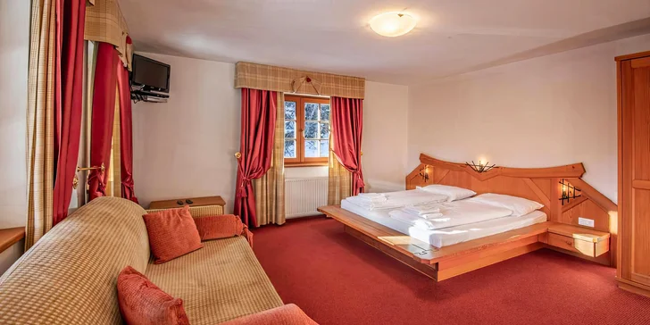 Zima v italských Alpách: hotel 30 m od skiareálu, polopenze i 6denní skipas