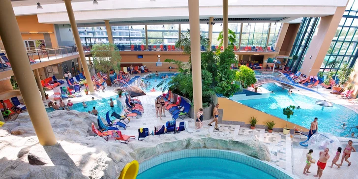 Wellness pobyt: polopenze, neomezený vstup do aquaparku i zábavního centra pro děti a dospělé
