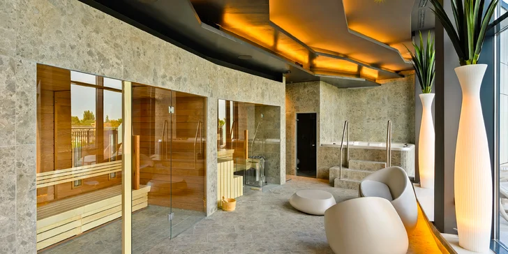 Wellness pobyt: polopenze, neomezený vstup do aquaparku i zábavního centra pro děti a dospělé