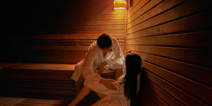 Relax ve Varech u kolonády: 4* hotel s polopenzí, wellness i procedurami