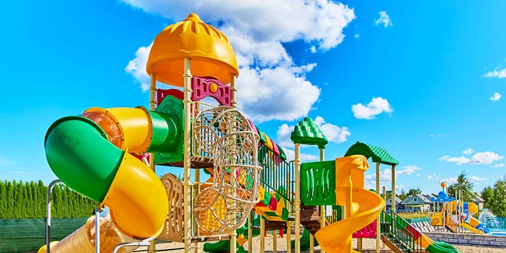 Zábava pro celou rodinu u Baltského moře: herny, hřiště, prolézačky i animace pro děti