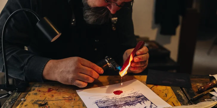 Workshop historického tisku: prohlídka, pečetění i košík plný dobrot