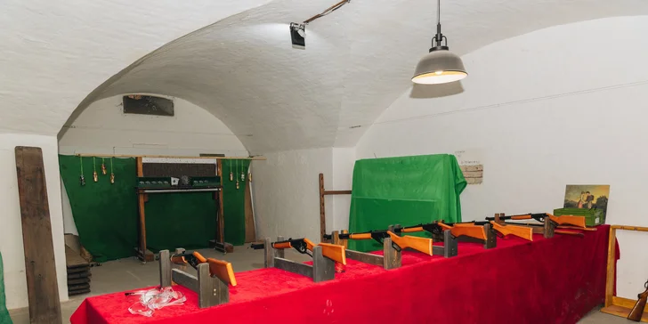 Dobrodružství v pevnosti: výroba střeliva, historická střelnice i večeře pro dva