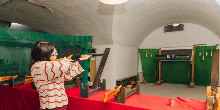 Dobrodružství v pevnosti: výroba střeliva, historická střelnice i večeře pro dva