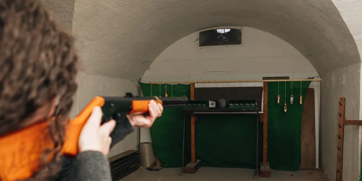 Dobrodružství v pevnosti: výroba střeliva, historická střelnice i večeře pro dva