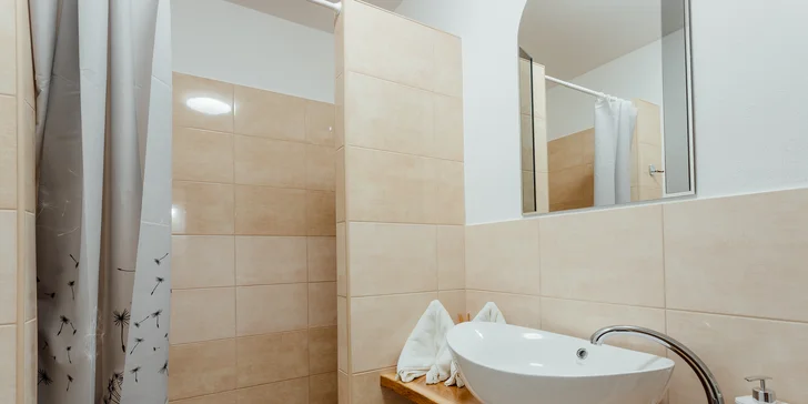 Romantika jako z pohádky blízko Banské Štiavnice: pobyt v apartmánu s lahví vína i wellness