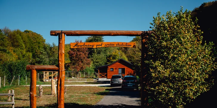 Romantika jako z pohádky blízko Banské Štiavnice: pobyt v apartmánu s lahví vína i wellness