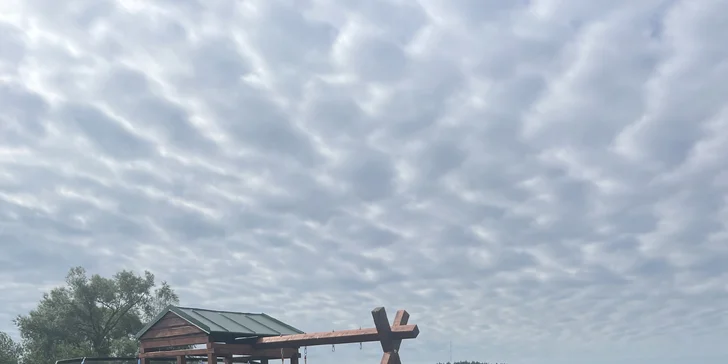 Dovolená na břehu Lipna: možnost snídaní, výlety, sport, v zimě běžky i sjezdovky